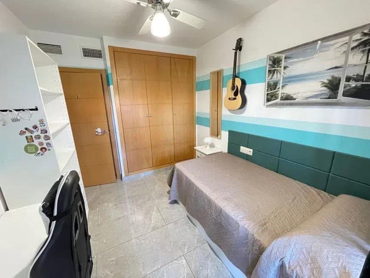 3 slaapkamer Penthouse te koop in Marbella met zwembad garage - € 520.000 (Ref: 9757822)