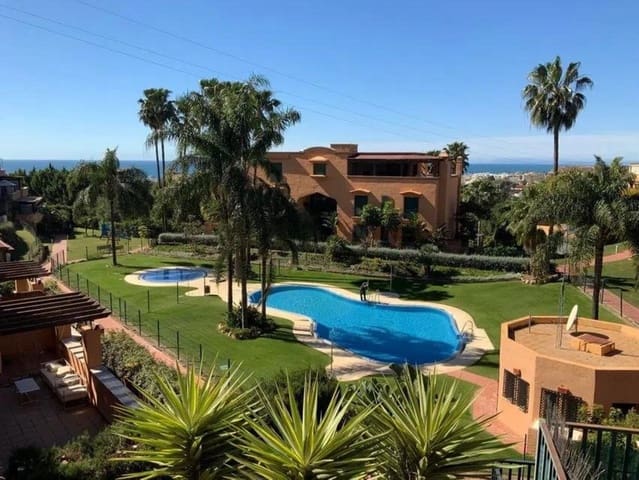 3 slaapkamer Penthouse te koop in Marbella met zwembad garage - € 520.000 (Ref: 9757822)