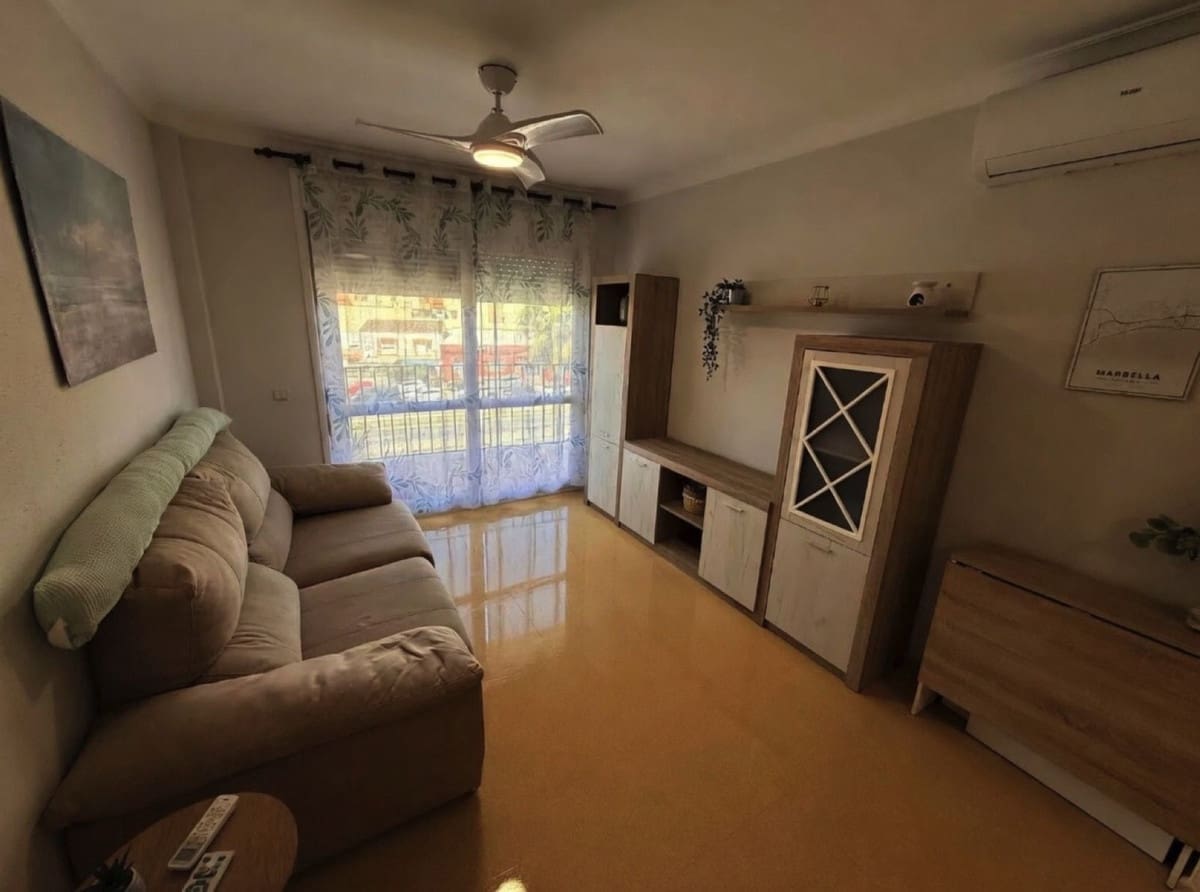 2 Zimmer Apartment zu verkaufen in San Luis de Sabinillas mit Pool - 320.000 € (Ref: 9757831)