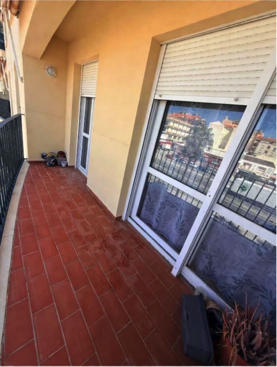 2 Zimmer Apartment zu verkaufen in San Luis de Sabinillas mit Pool - 320.000 € (Ref: 9757831)