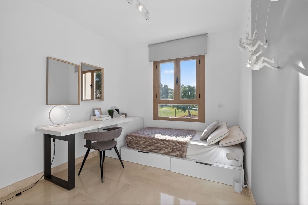 3 soveværelse Byhus til salg i La Cala Golf med swimmingpool garage - € 669.000 (Ref: 9757841)