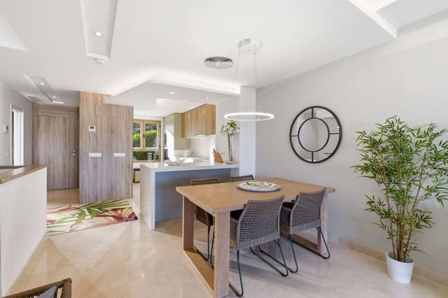 3 soveværelse Byhus til salg i La Cala Golf, Mijas med swimmingpool garage - € 669.000 (Ref: 9757841)