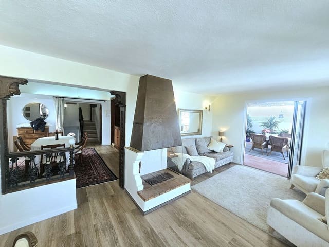 2 slaapkamer Halfvrijstaande villa te koop in Mijas - € 424.000 (Ref: 9757890)