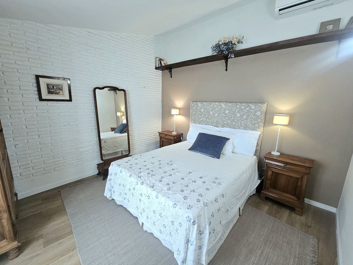 2 slaapkamer Halfvrijstaande villa te koop in Mijas - € 424.000 (Ref: 9757890)