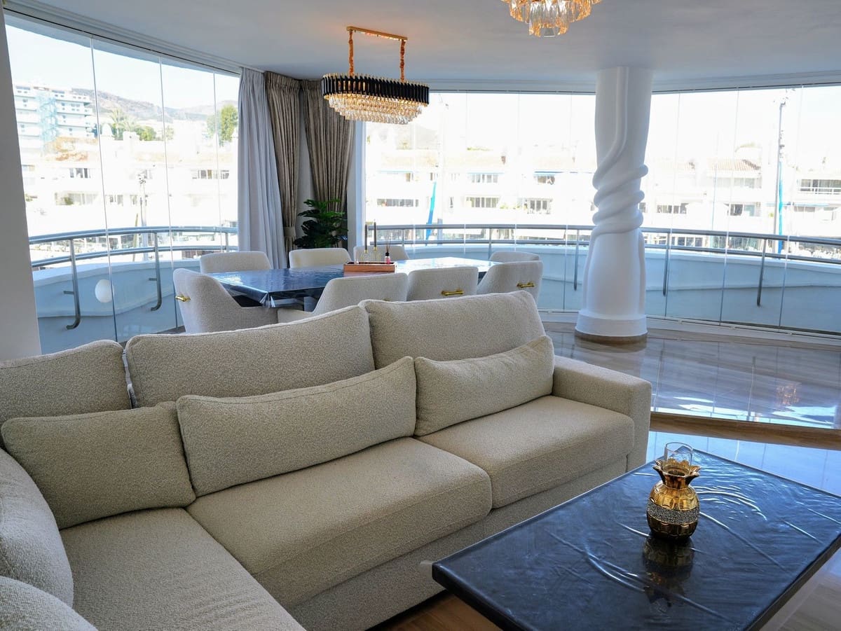 3 slaapkamer Penthouse te koop in Benalmadena Costa met zwembad - € 745.000 (Ref: 9757894)