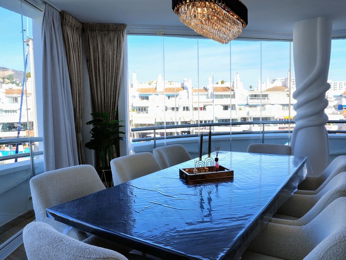 3 slaapkamer Penthouse te koop in Benalmadena Costa met zwembad - € 745.000 (Ref: 9757894)