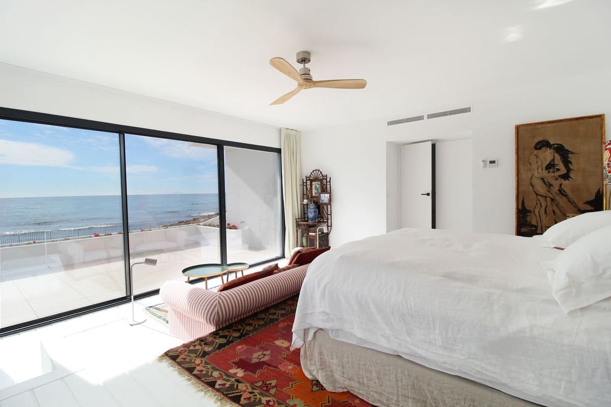 7 soverom Villa til salgs i Guadalmina med svømmebasseng garasje - € 10 500 000 (Ref: 9759503)