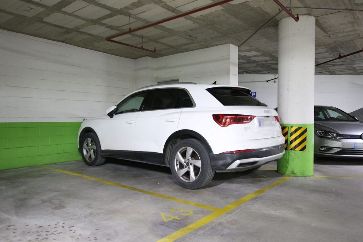 3 sypialnia Apartament na sprzedaż w Nueva Andalucia z garażem - 424 200 € (Ref: 9759507)