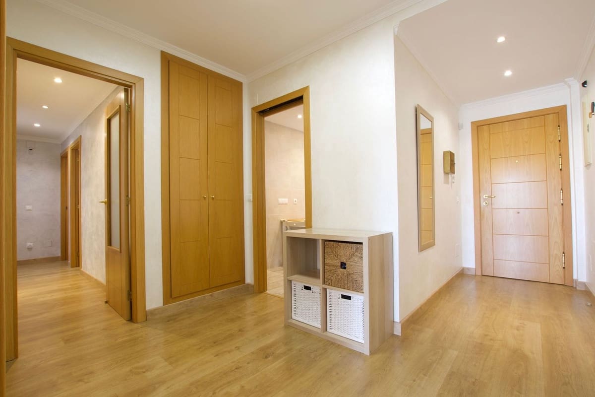 3 sypialnia Apartament na sprzedaż w Nueva Andalucia z garażem - 424 200 € (Ref: 9759507)