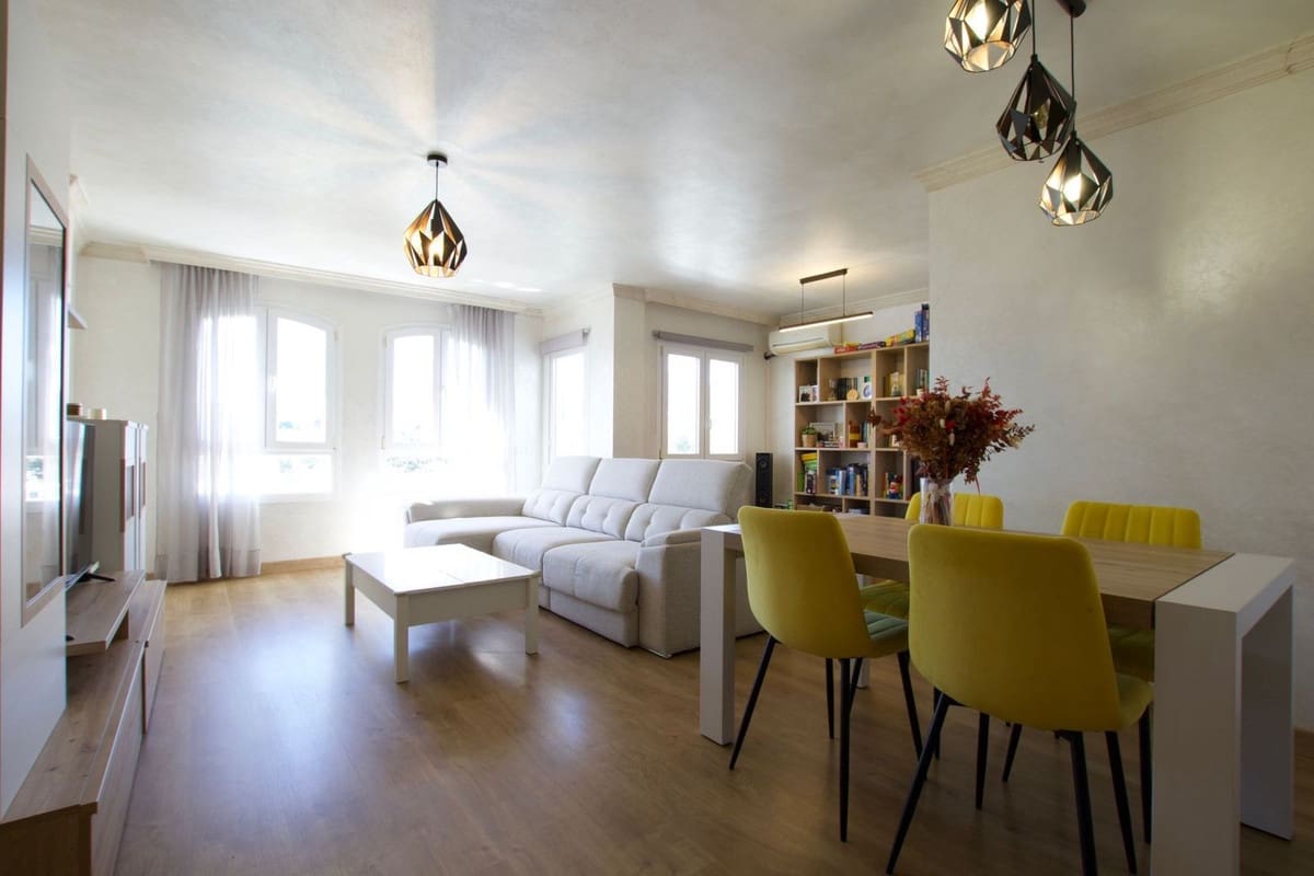 3 sypialnia Apartament na sprzedaż w Nueva Andalucia z garażem - 424 200 € (Ref: 9759507)