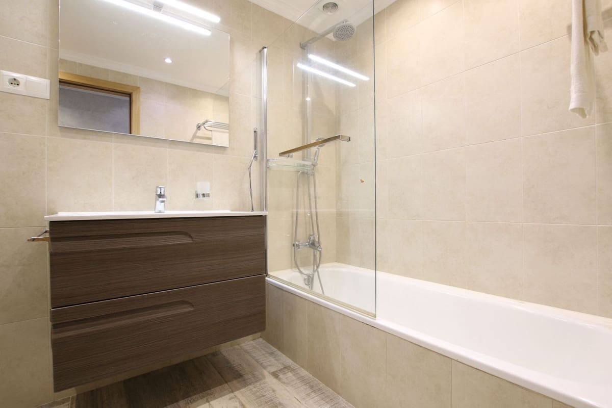 3 sypialnia Apartament na sprzedaż w Nueva Andalucia z garażem - 424 200 € (Ref: 9759507)