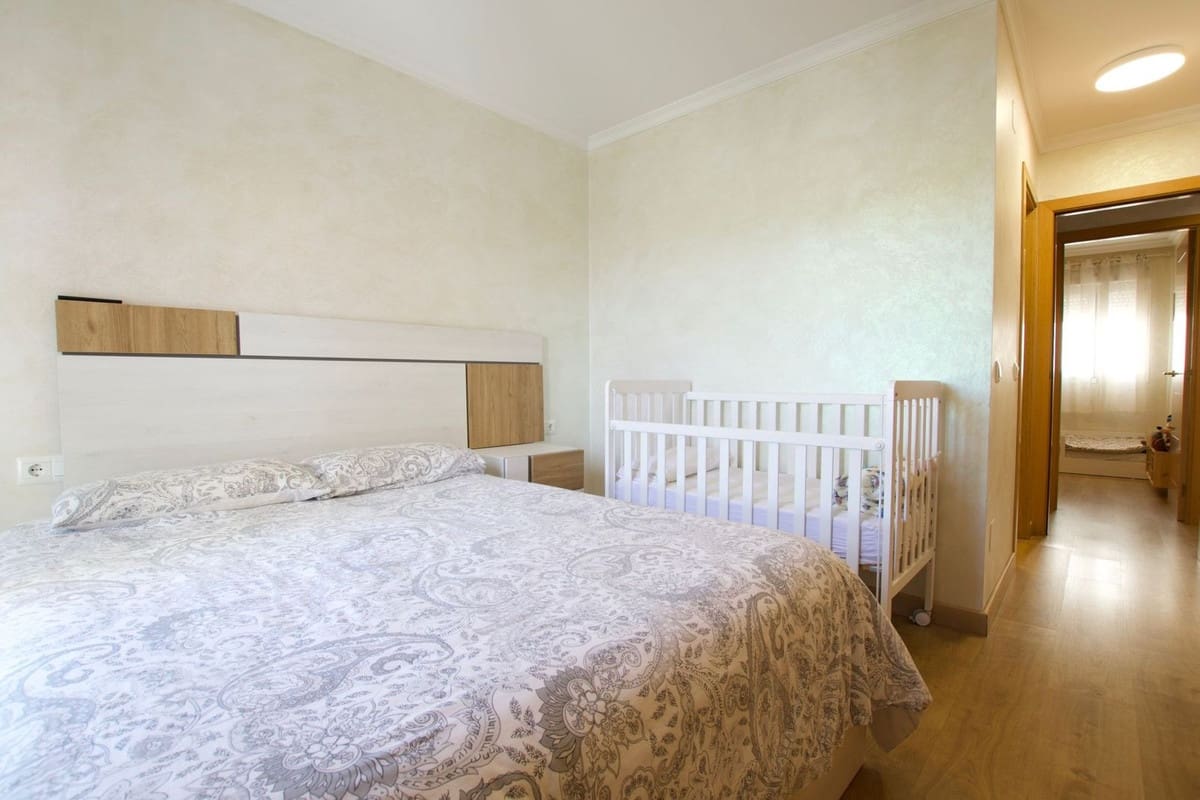 3 sypialnia Apartament na sprzedaż w Nueva Andalucia z garażem - 424 200 € (Ref: 9759507)