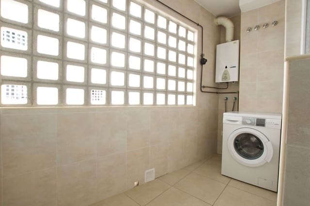 3 sypialnia Apartament na sprzedaż w Nueva Andalucia, Marbella z garażem - 424 200 € (Ref: 9759507)