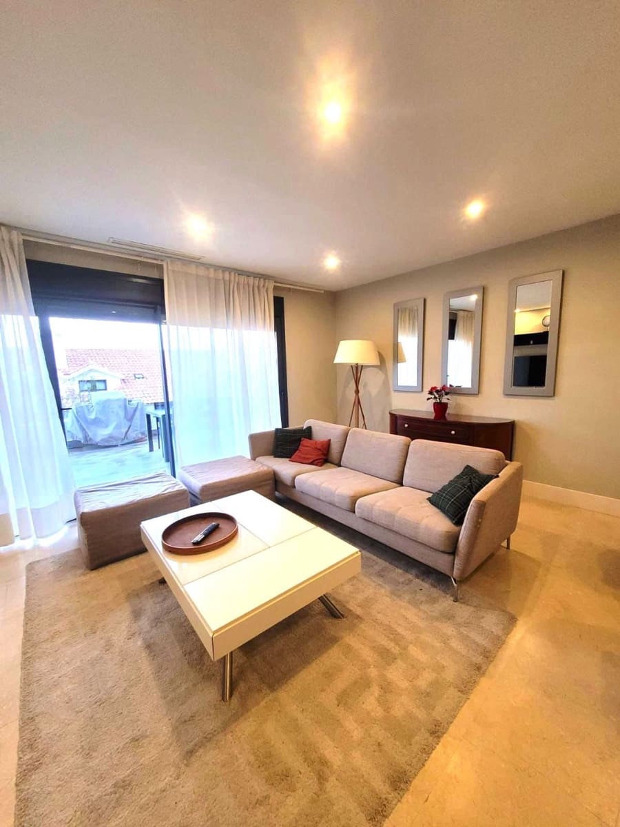 1 sovrum Lägenhet till salu i New Golden Mile med pool garage - 424 000 € (Ref: 9759511)