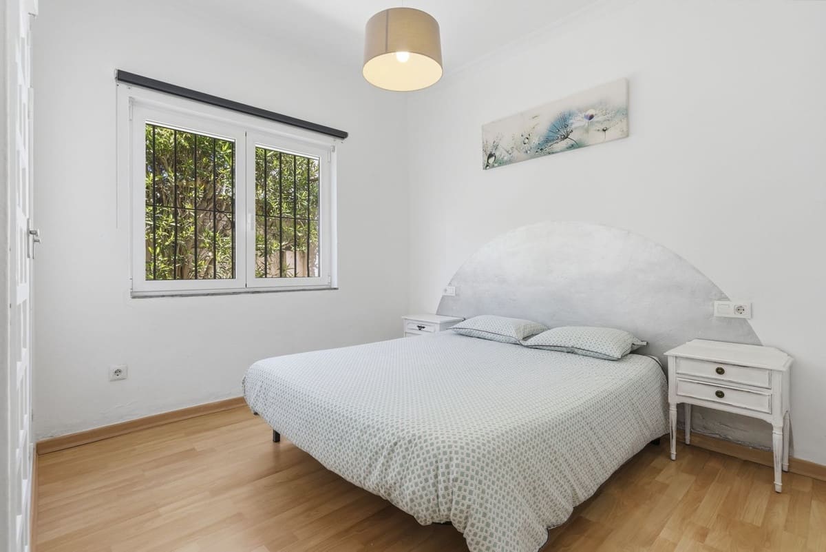 3 makuuhuone Bungalow myytävänä paikassa Puerto de la Torre mukana uima-altaan 
autotalli - 595 000 € (Ref: 9759514)