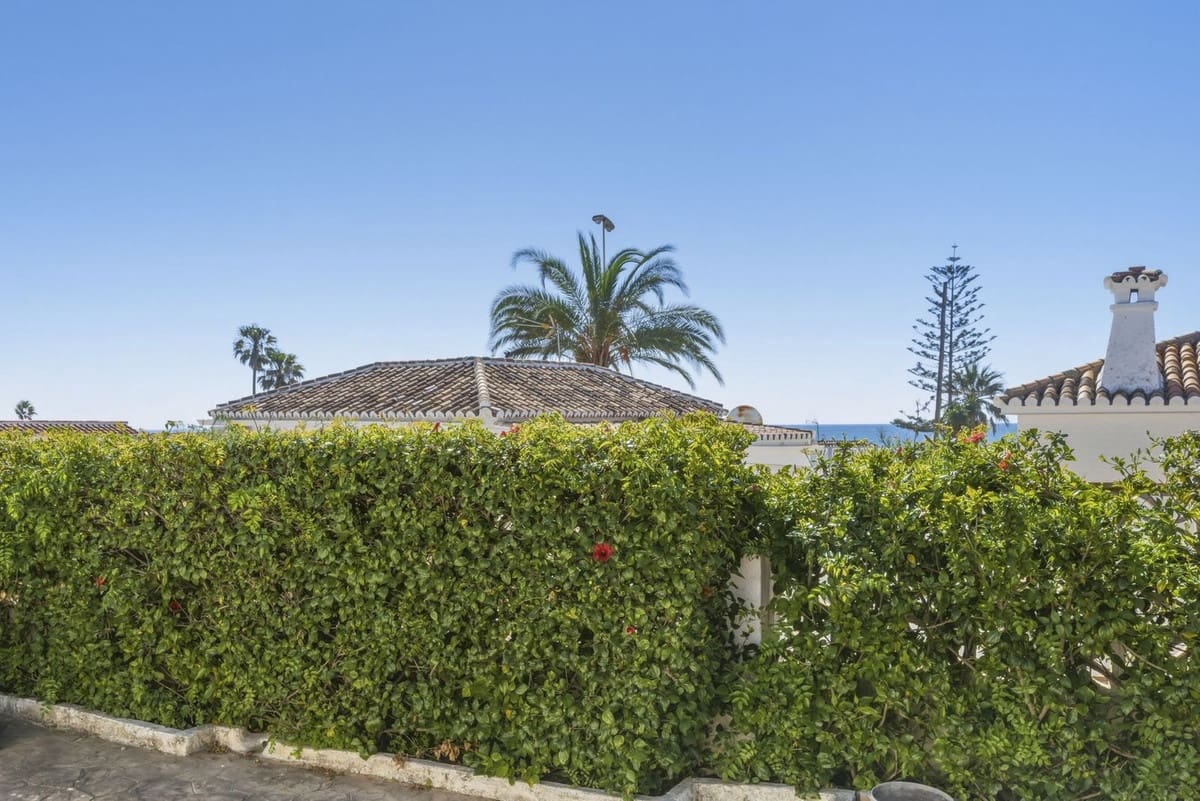 3 makuuhuone Bungalow myytävänä paikassa Puerto de la Torre mukana uima-altaan 
autotalli - 595 000 € (Ref: 9759514)