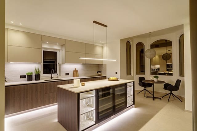 5 soveværelse Villa til salg i Nueva Andalucia, Marbella med swimmingpool garage - € 3.900.000 (Ref: 9759519)