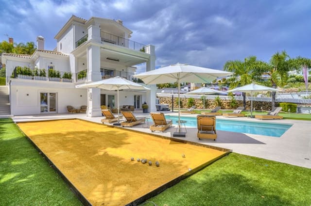 5 soveværelse Villa til salg i Nueva Andalucia, Marbella med swimmingpool garage - € 3.900.000 (Ref: 9759519)