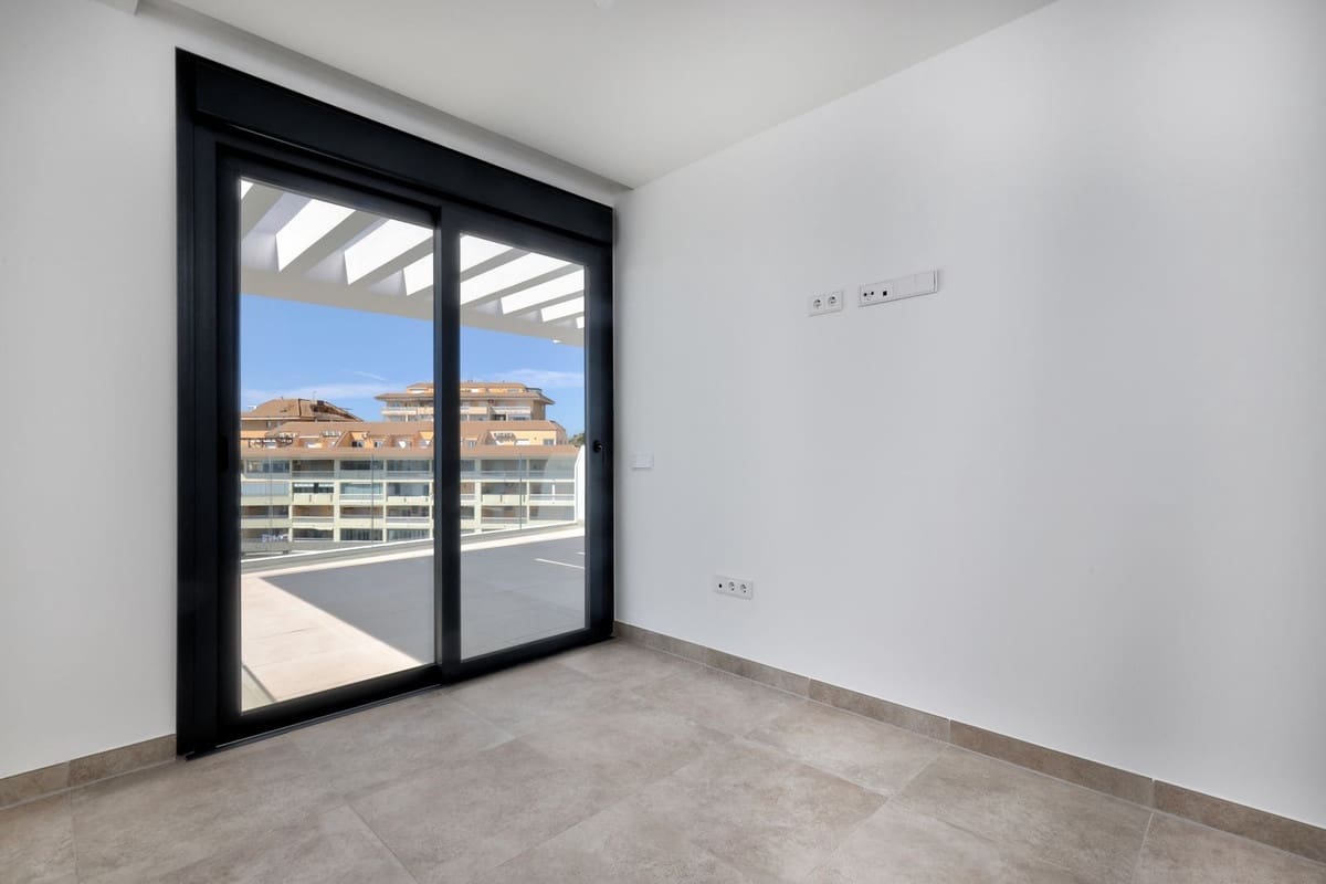 2 camera da letto Attico in vendita in Fuengirola con piscina garage - 675.000 € (Rif: 9759548)