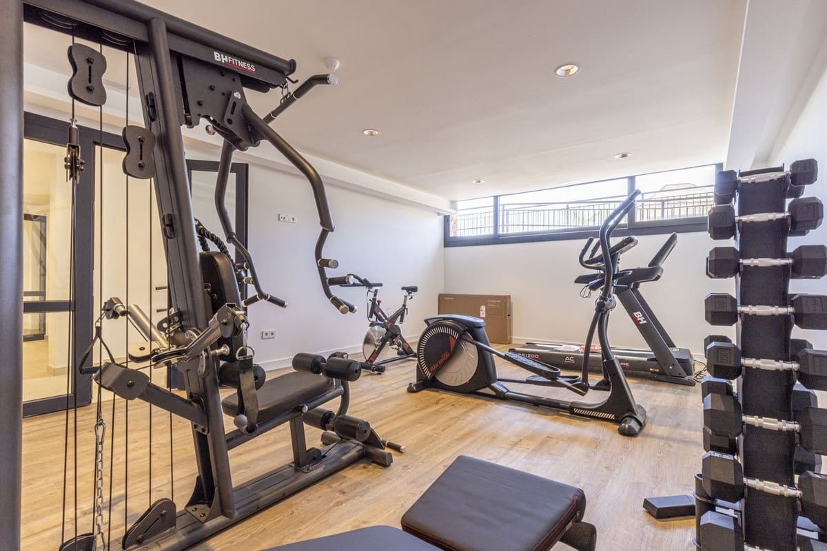 2 camera da letto Attico in vendita in Fuengirola con piscina garage - 675.000 € (Rif: 9759548)