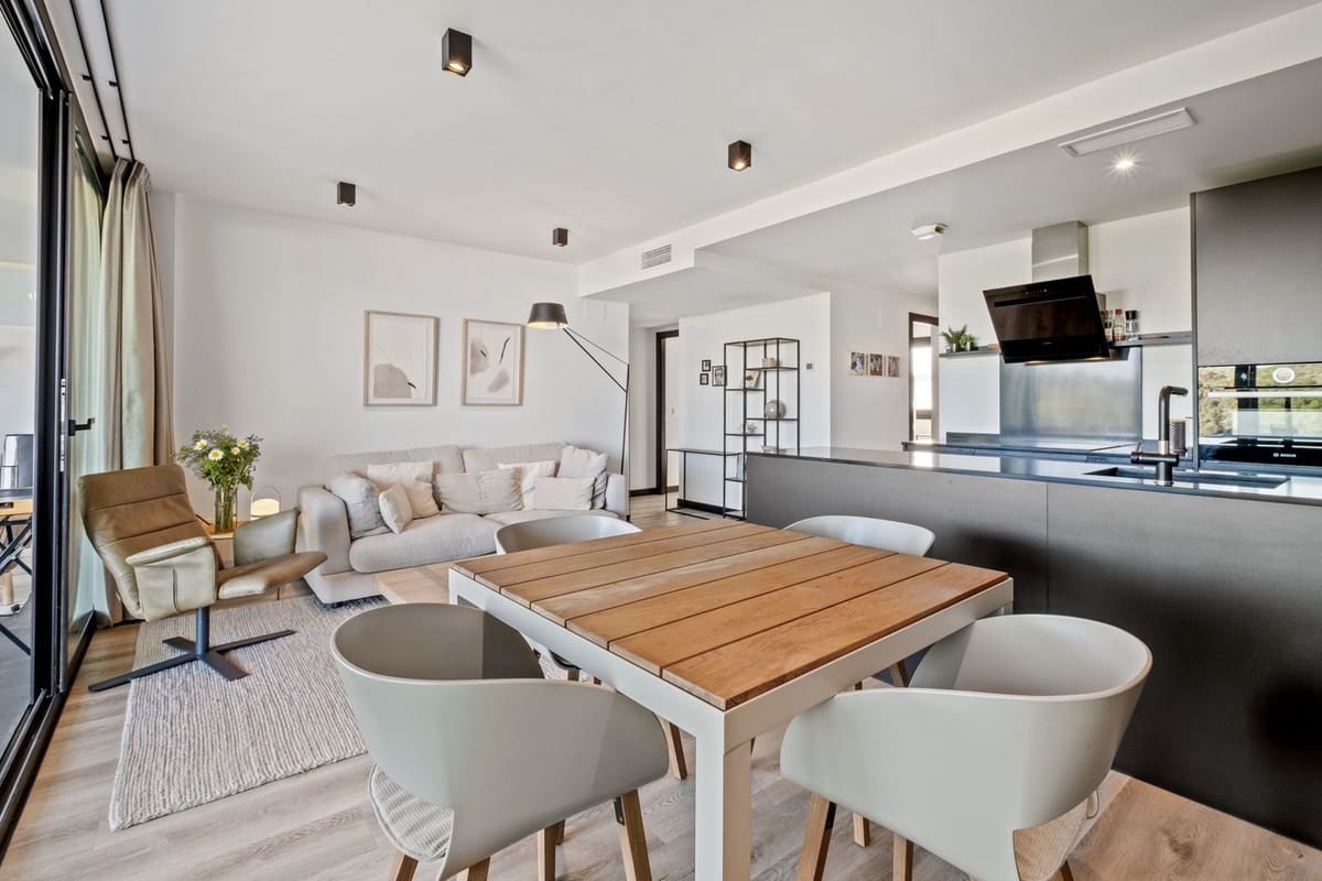 3 bedroom Apartment for sale in Mijas with pool garage - € 399,000 (Ref: 9759551)