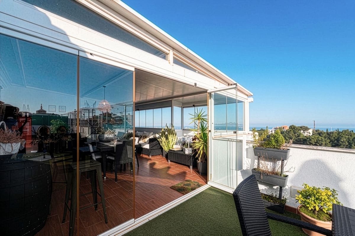 3 soveværelse Penthouse til salg i Benalmadena med swimmingpool garage - € 649.000 (Ref: 9769101)