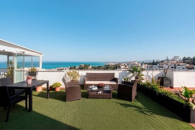 3 soveværelse Penthouse til salg i Benalmádena med swimmingpool garage - € 649.000 (Ref: 9769101)