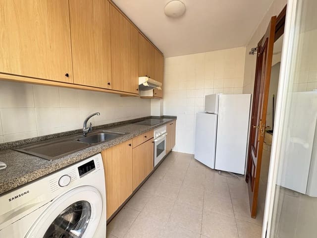 4 soveværelse Byhus til salg i Estepona med garage - € 470.000 (Ref: 9769103)