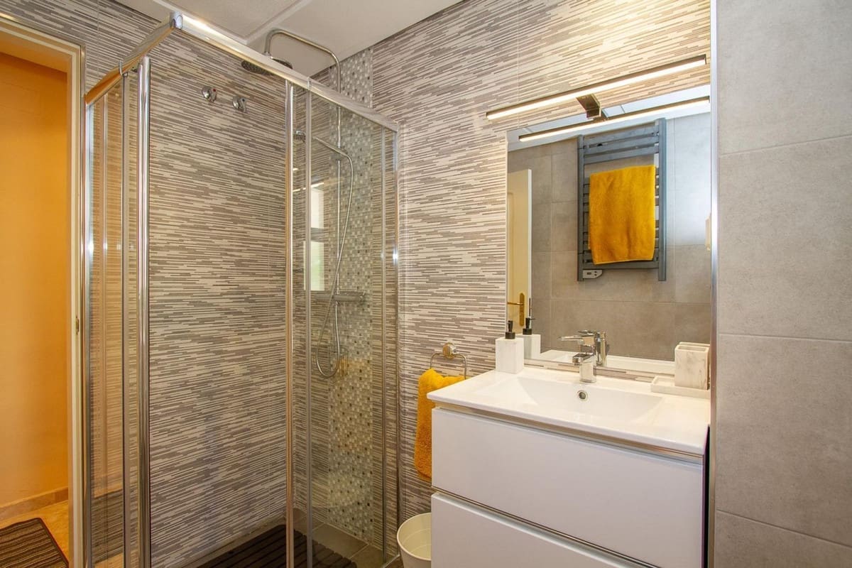 3 slaapkamer Penthouse te koop in La Mairena met zwembad garage - € 430.000 (Ref: 9769106)