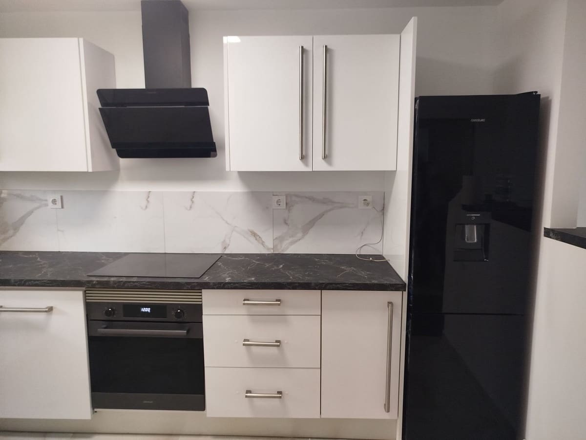 2 chambre Appartement à vendre à Aloha Golf avec piscine garage - 465 000 € (Ref: 9769123)