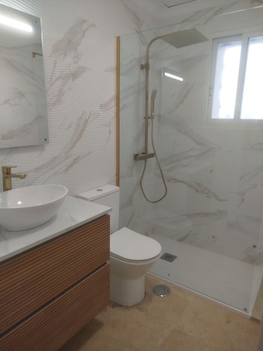 2 chambre Appartement à vendre à Aloha Golf avec piscine garage - 465 000 € (Ref: 9769123)