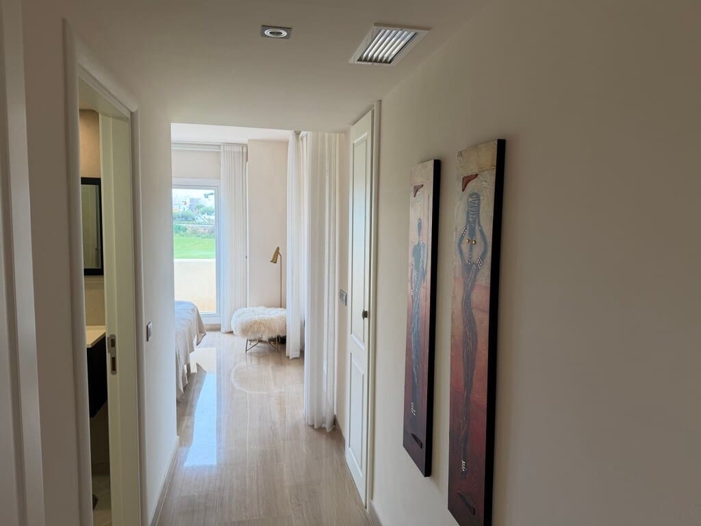 3 soveværelse Lejlighed til salg i Mijas Costa med swimmingpool garage - € 599.000 (Ref: 9769125)