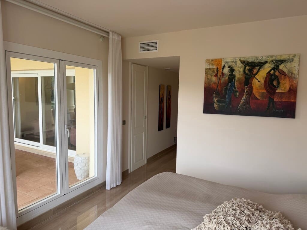 3 soveværelse Lejlighed til salg i Mijas Costa med swimmingpool garage - € 599.000 (Ref: 9769125)