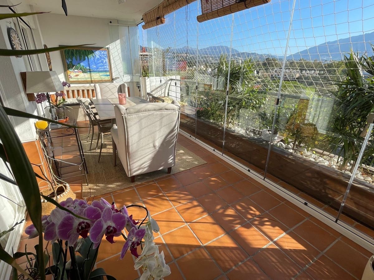 2 bedroom Penthouse for sale in Guadalmina with pool garage - € 467,000 (Ref: 9769127)