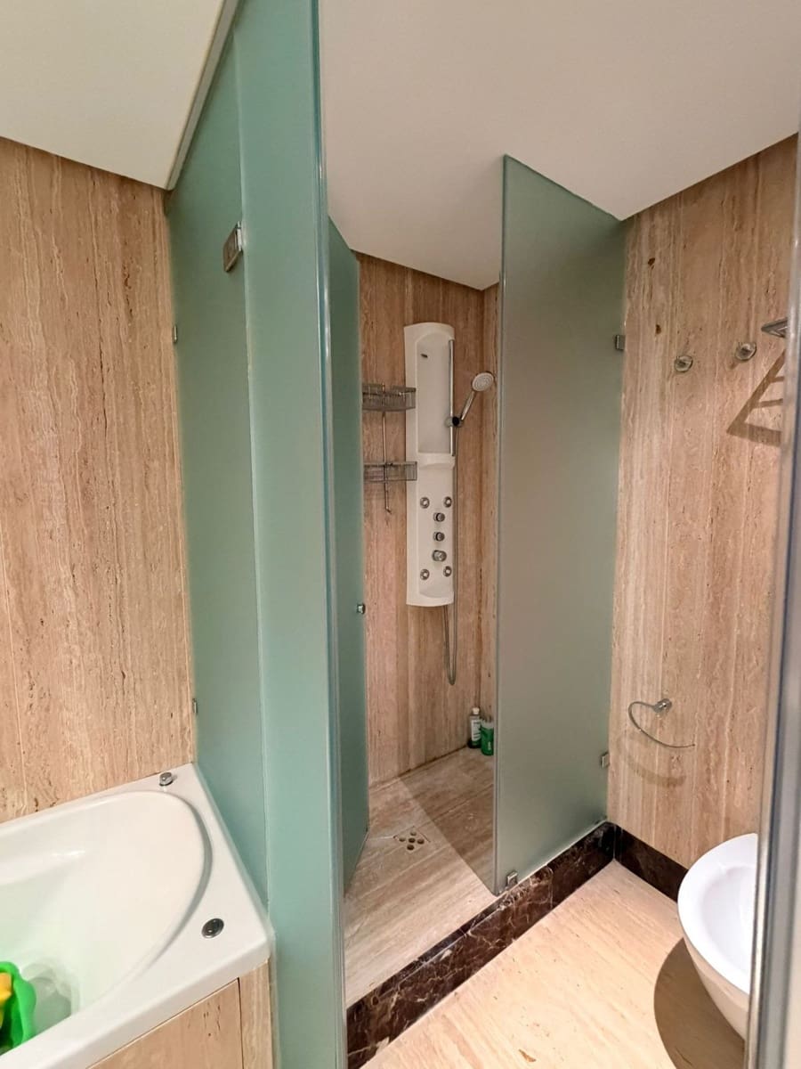 3 chambre Appartement à vendre à New Golden Mile avec piscine garage - 1 200 000 € (Ref: 9769129)