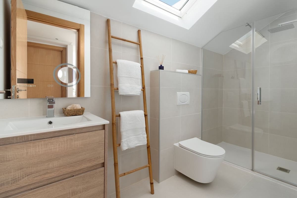 2 sovrum Takvåning till salu i Fuengirola med pool garage - 695 000 € (Ref: 9769130)