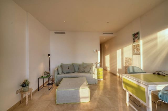 1 slaapkamer Penthouse te koop in Golden Mile, Marbella met zwembad garage - € 1.750.000 (Ref: 9769132)