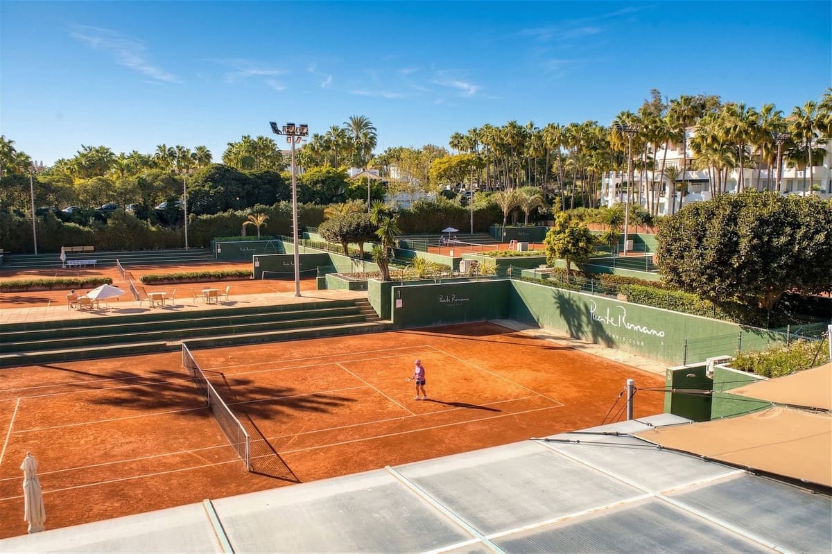 1 slaapkamer Penthouse te koop in Golden Mile met zwembad garage - € 1.750.000 (Ref: 9769132)