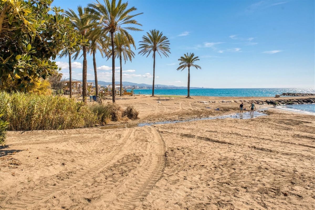 1 slaapkamer Penthouse te koop in Golden Mile met zwembad garage - € 1.750.000 (Ref: 9769132)