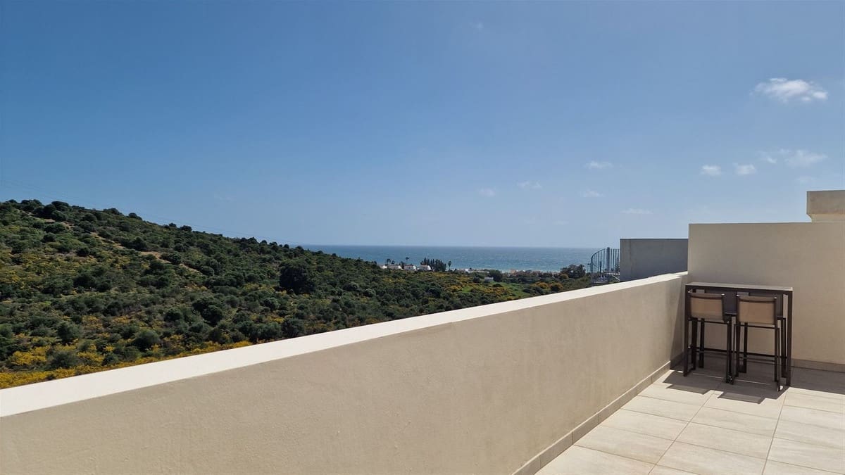 3 makuuhuone Kattohuoneisto myytävänä paikassa Estepona mukana uima-altaan 
autotalli - 575 000 € (Ref: 9769890)