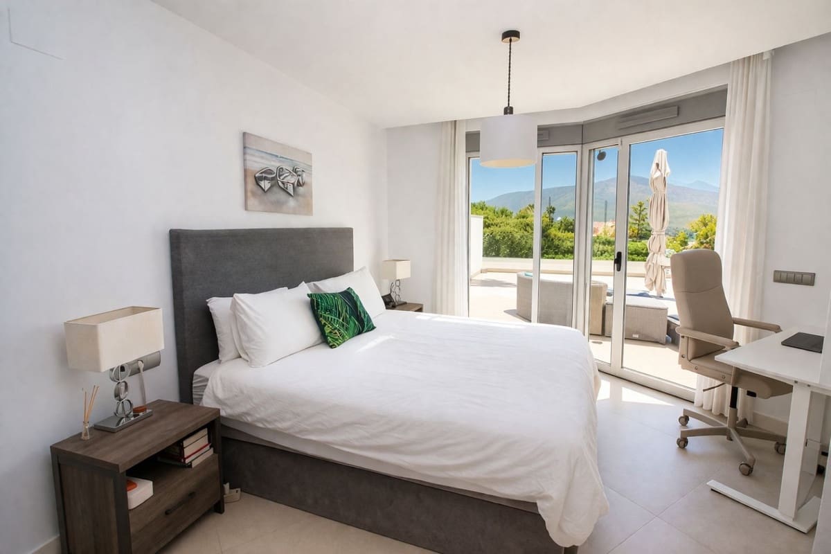 Apartamento de 3 habitaciones en La Cala Golf en venta con piscina garaje - 595.000 € (Ref: 9771906)