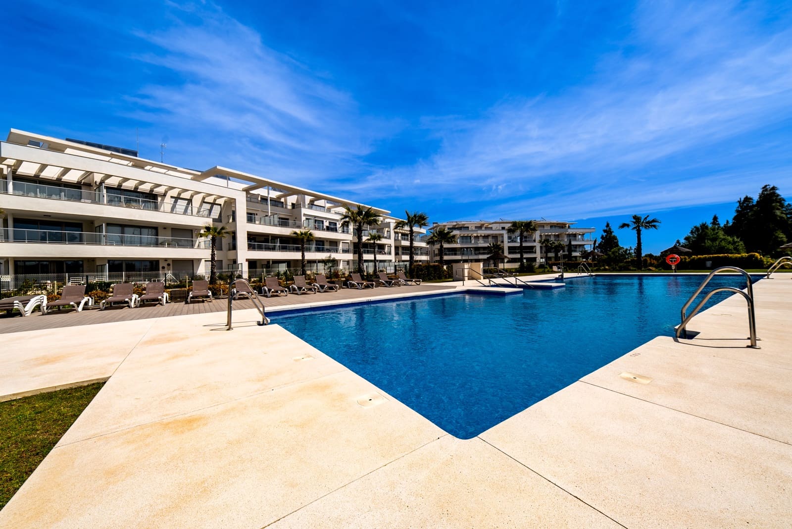 2 bedroom Apartment for sale in Mijas with pool garage - € 475,000 (Ref: 9771946)