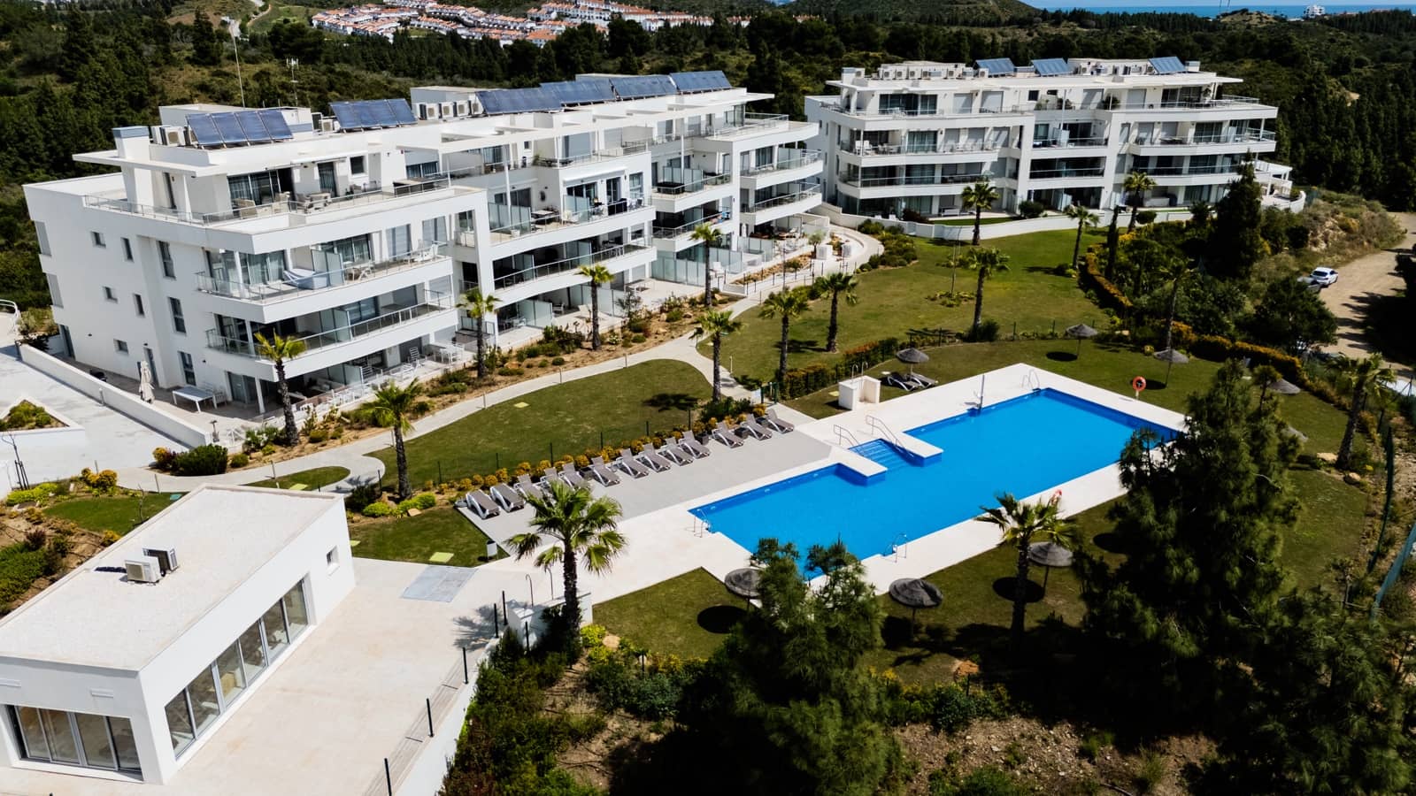 2 bedroom Apartment for sale in Mijas with pool garage - € 475,000 (Ref: 9771946)