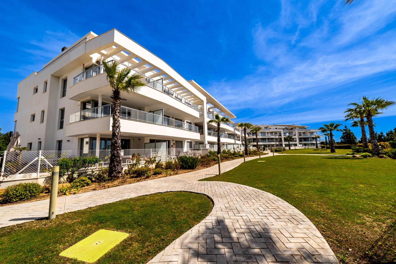2 bedroom Apartment for sale in Mijas with pool garage - € 475,000 (Ref: 9771946)