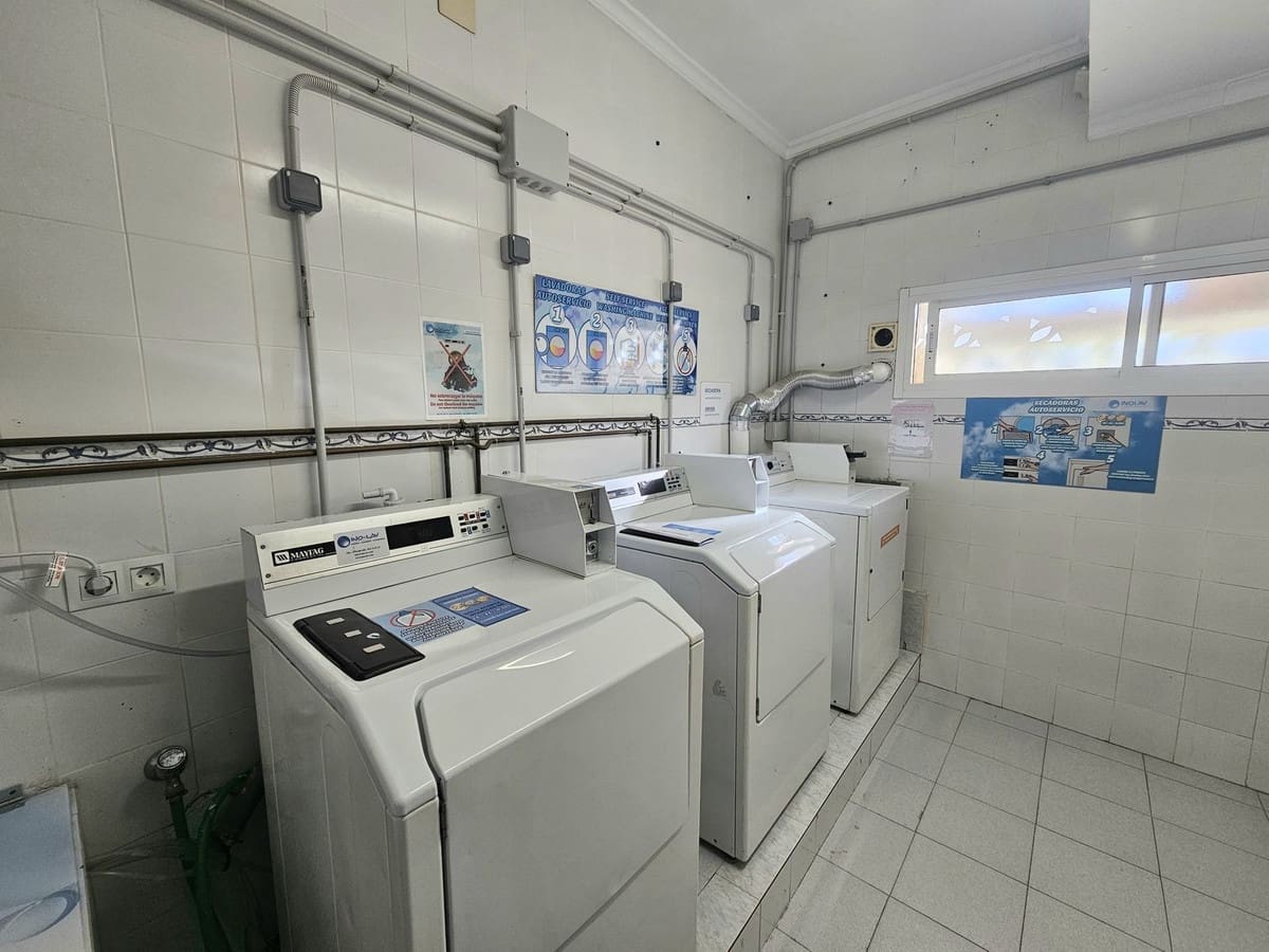 1 soverom Leilighet til salgs i Torremolinos med svømmebasseng - € 275 000 (Ref: 9776849)