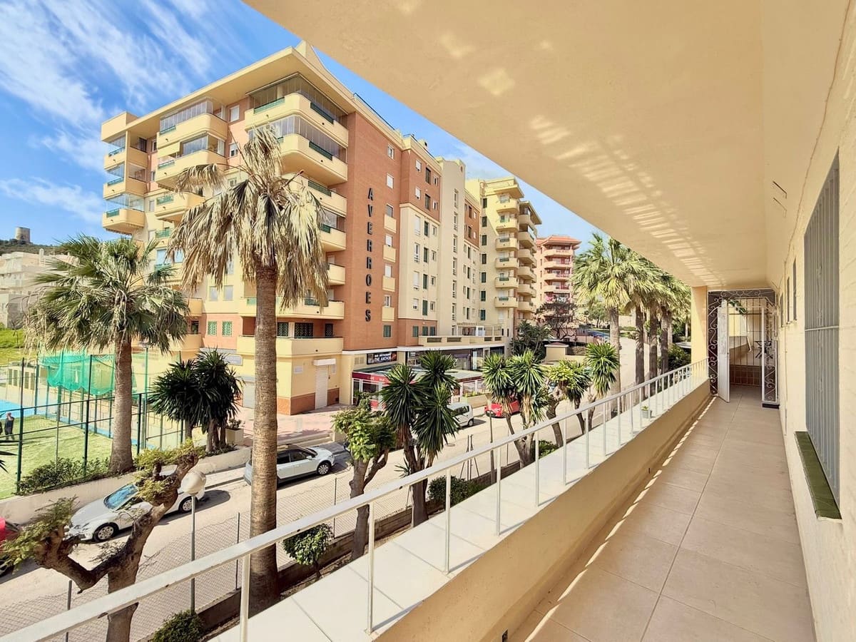 3 slaapkamer Appartement te koop in Fuengirola met garage - € 279.000 (Ref: 9776852)
