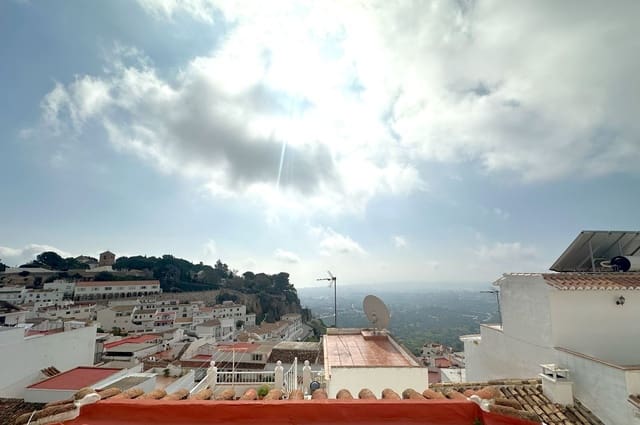 4 slaapkamer Huis te koop in Mijas - € 285.000 (Ref: 9776953)