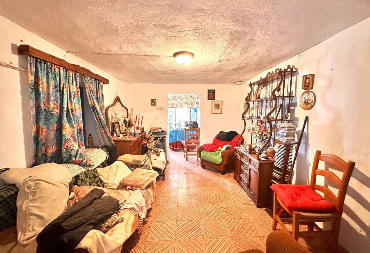 4 soverom Hus til salgs i Mijas - € 285 000 (Ref: 9776953)