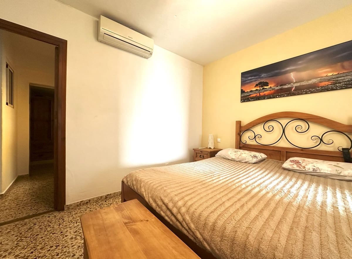 4 soverom Hus til salgs i Mijas - € 285 000 (Ref: 9776953)