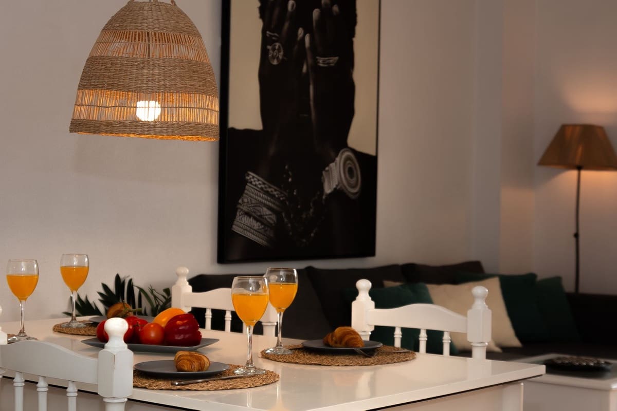 2 soverom Leilighet til salgs i Fuengirola med svømmebasseng garasje - € 290 000 (Ref: 9776973)